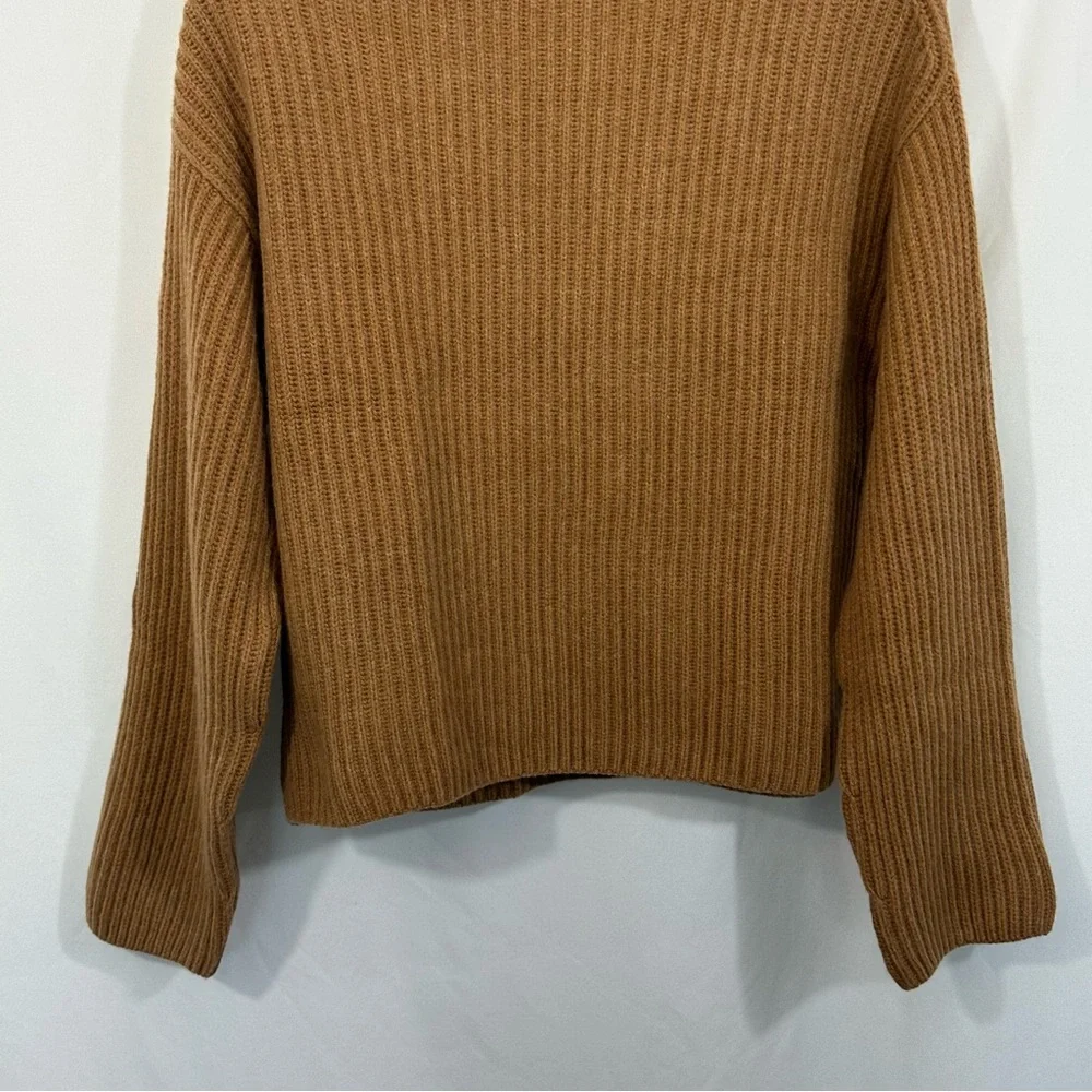 NEW Everlane The Felted Merino Wool Knit Pullover Sweater in Tan - Picture 6 of 13